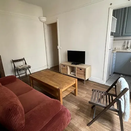 2 Pieces Saint-ouen Apartman